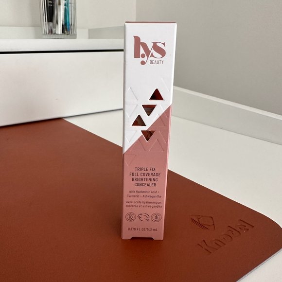 LYS Beauty Triple Fix Brightening Concealer - Picture 5 of 5